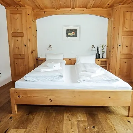 Casa La Roda Nr 5 Ursin Apartment *