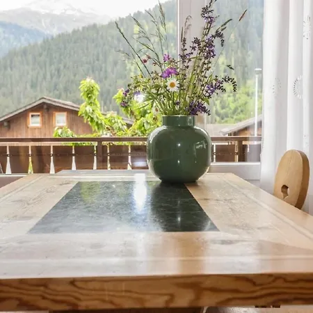Casa La Roda Nr 5 Ursin *