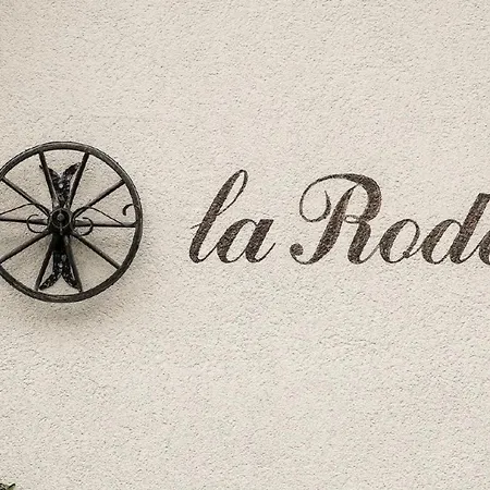 Casa La Roda Ursin 아파트 세드런